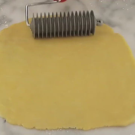 Dough Crust Roller Cutter